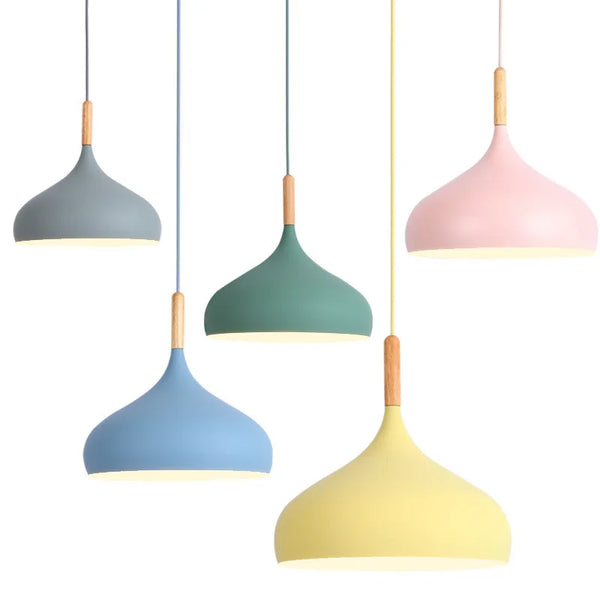 Suspension LED Nordique Colorée – Lustre en Bois et Aluminium pour Chambre et Salon